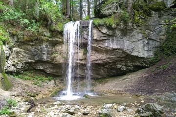 Cascade rafraichissante de la Fauge
